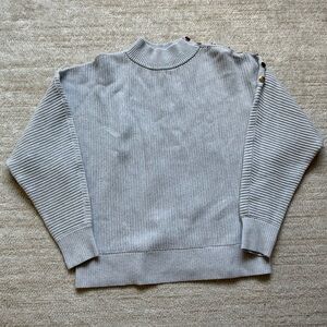 Tahari Sweater Mock Neck Size M Gray Casual Career Office Goingout Comfy